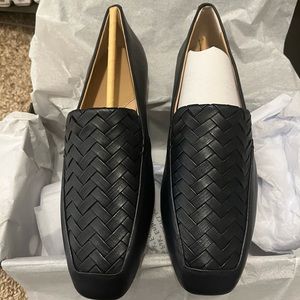 Banana Republic, navy flats, new in box